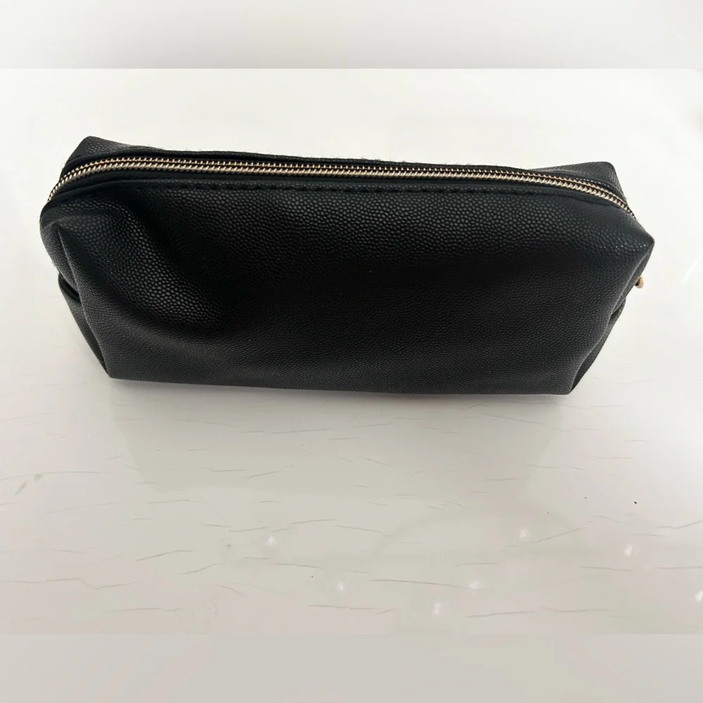 Joan & David Black Cosmetic Bag Gold Accent Zipper Makeup Pouch